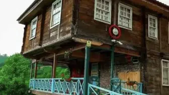 Artvin'in asırlık ahşap evleri şairlerin isimleriyle yeniden hayat buluyor