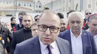 Esenyurt'ta bıçaklı kavgada 2 öğrenci yaralandı