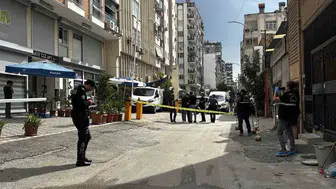 Adana'da iş yeri önünde silahlı saldırı: 1 kişi hayatını kaybetti