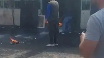 Bingöl'de kaynak sırasında motosiklet alev aldı