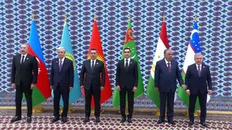 Kırgızistan Cumhurbaşkanı Caparov, ortak elektronik ticaret platformu önerdi