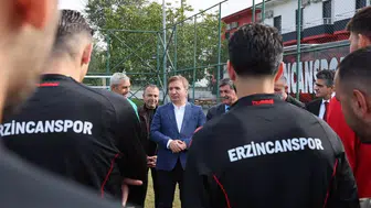 Erzincan valisi ve belediye başkanı Erzincanspor tesislerini ziyaret etti