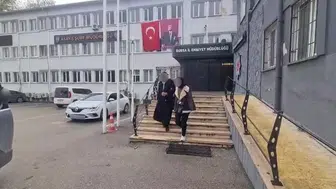 Bursa'da kapıyı filmle açıp 450 bin liralık ziynet eşyası çalan hırsız yakalandı