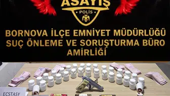 İzmir’de uyuşturucu operasyonunda binlerce hap ve tabanca ele geçirildi