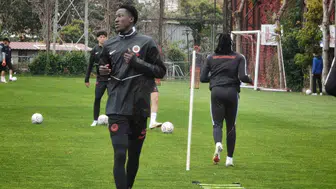 Bernd Storck: Galatasaray’a karşı iyi bir maç çıkaracağız