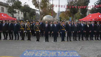 Malatya'da Cumhuriyet Bayramı coşkusu törenlerle başladı