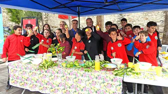 Tarihi kalede 'tadılabilir müzecilik' deneyimi: Çocuklar kendi limonatalarını yaptı