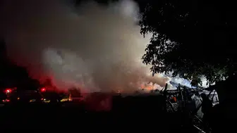 Bolu'da çıkan yangın ev ve yapıları kül etti