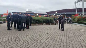 İzmit'te AVM'de silahı ateş alan kişi yaralandı