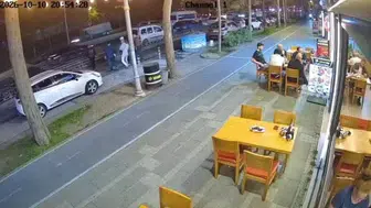 Beylikdüzü’nde motosikletin çarptığı yaya hayatını kaybetti