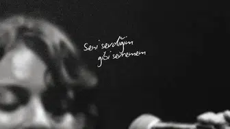 Sena Şahin yeni teklisi Seni Sevdiğim Gibi Sevemem ile müzikseverlerle buluşuyor