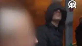 Kadıköy'de belediye otobüsünde dehşet: kadına saldırdı, yolculara biber gazı sıkıp kaçtı