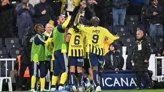 Fenerbahçe-Alanyaspor maç skoru! Golleri kim attı, VAR hangi golleri iptal etti, 3 puanı kim aldı?