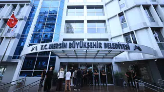 Mersin Büyükşehir Belediyesi hangi partiye mensup? Vahap Seçer hangi partili, Mersin Belediyesi CHP mi, Seçer kimdir, neden gündemde?
