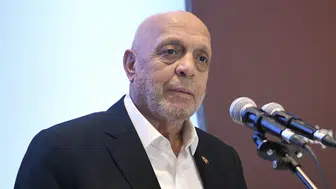 Hizmet-İş'ten emekli maaşı ve kıdem tazminatı çağrısı