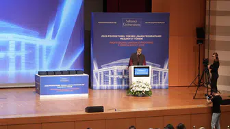 Sabancı Üniversitesi 2026 profesyonel yüksek lisans mezunlarını verdi