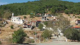 Yıllarca terk edilmişti! Kazdağları’nın eteklerindeki köy yeniden doğdu