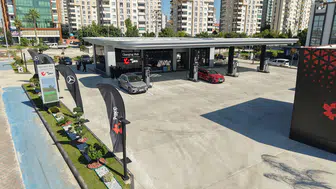 Mercedes-Benz ve En Yakıt şarj ağını genişletiyor