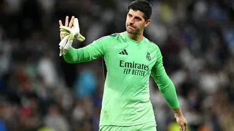 El Clasico öncesi Real Madrid'de kaleci krizi: Courtois maça çıkamayacak
