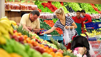 Markete girenlerin çantalarını bantlıyorlar! Ankara'daki o olay büyük tepki çekti