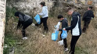 Bayburt Lisesi gençliğinden tarihi kaleye anlamlı dokunuş