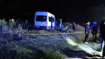Kayseri’de feci zincirleme kaza: İki işçi servisi ve iş makinesi çarpıştı, 1 ölü 15 yaralı