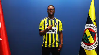 Fenerbahçe'de şok iddia: Büyük umutlarla gelen genç yıldız ayrılıyor