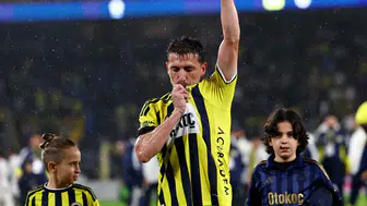 Kadıköy'de bayram havası: Fenerbahçe'de tam 568 günlük özlem sona erdi