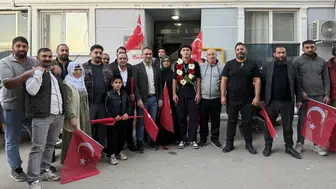 Balkanlar'da ay-yıldızlı gurur: Genç güreşçi Ahmet Çiftçi şampiyon oldu