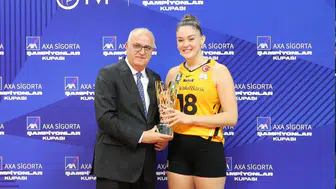 VakıfBank sezona kupayla başladı: Zehra Güneş'ten şampiyonluk açıklaması