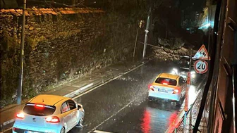 Ortaköy’de şiddetli yağış nedeniyle istinat duvarı çöktü