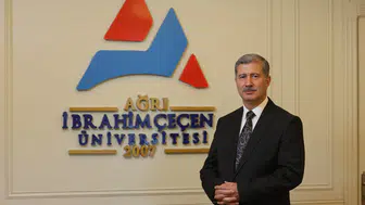 'Dünyanın En Etkili Bilim İnsanları' listesi yayınlandı: AİÇÜ Rektörü Prof. Dr. İlhami Gülçin tıbbi ve biyomoleküler kimyada dünya ikincisi
