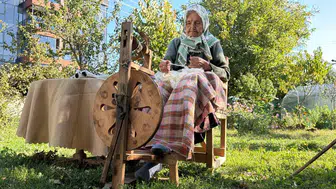 Teknolojik üretime karşı 50 yıllık direniş: 90 yaşındaki ustanın elinden çıkan son çıkrık ilmekleri