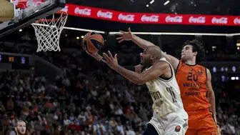 Fenerbahçe İspanya'da tutunamadı: Valencia karşısında sezondaki 2. mağlubiyet
