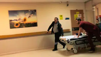 Nefes borusuna tavuk eti kaçan bebeğin kalbi durdu! Doktorlar onu kurtarmak için saniyelerle yarıştı