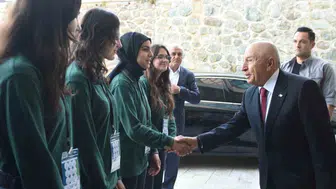 Nihat Özdemir, Trabzon’da öğrencilerle buluştu