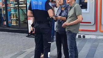 Bursa'da polis ekipleri güvenlik bilgilendirmesi yaptı
