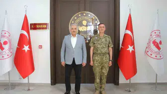 Yeni komutan göreve başladı: Tuğgeneral Karaoğlu Söke'de