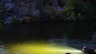 Genç kayalıklarda serinlemek için suya girdi, boğularak hayatını kaybetti