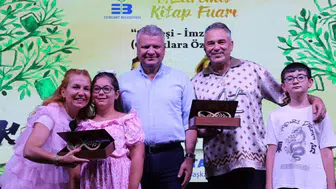 Edremit kitap fuarında dördüncü gün etkinlikleri kültüre damga vurdu