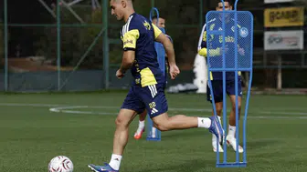 Fenerbahçe, Samsunspor maçı öncesi son hazırlıklarını gerçekleştiriyor