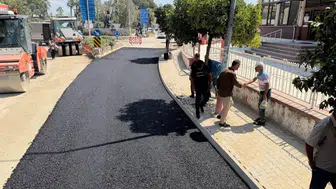 Yenipazar'da ulaşım için önemli adım: 2. etap asfalt serim çalışmaları başladı