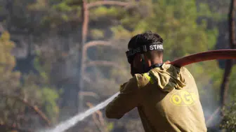 Seydikemer'deki orman yangınında alevlerin enerjisi kontrol altına alındı