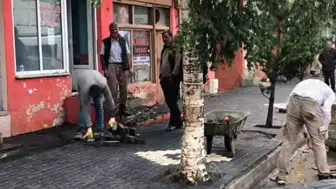 Çıldır Belediyesi yaya güvenliği için kaldırım yenileme projesine başladı