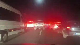 Köyceğiz yangını kontrol altına alındı ancak araç trafiği sıkıştı