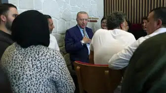 Çengelköy'de esnaf ziyaretinden sonra Cumhurbaşkanı Erdoğan'dan halka mesajlar