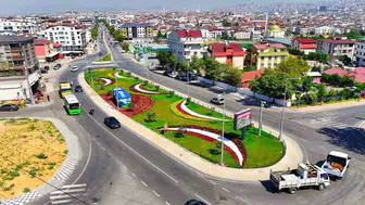 Darıca'daki modern kavşak düzenlemesiyle trafik akışı hızlandı