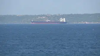 Dümen arızası yapan boş ham petrol tankeri Çanakkale önlerinde durduruldu
