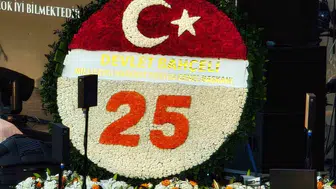 Bahçeli, AK Parti’nin 25. yıl dönümünde çelenk gönderdi