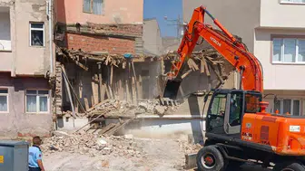 Bayburt’ta kent estetiği için metruk yapılar kaldırılıyor